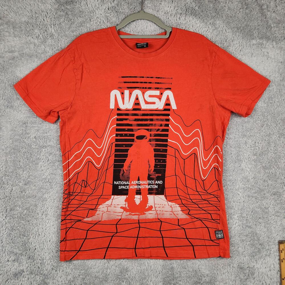 Southpole NASA Shirt Mens XL Orange Astronaut Graphic Space Logo Streetwear Y2k